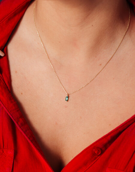 ZÜMRÜT TAŞLI KOLYE