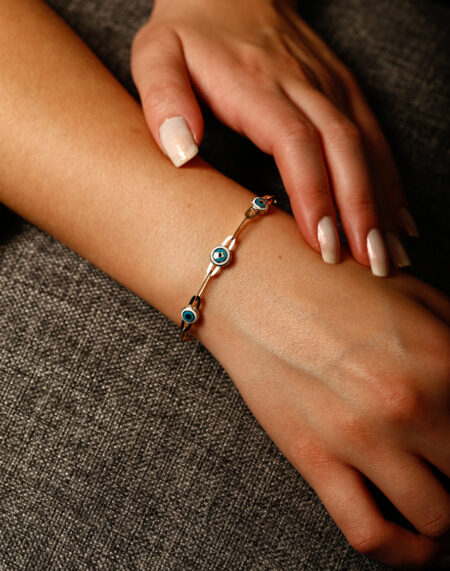 ÜÇ GÖZLÜ ATAÇ BİLEKLİK