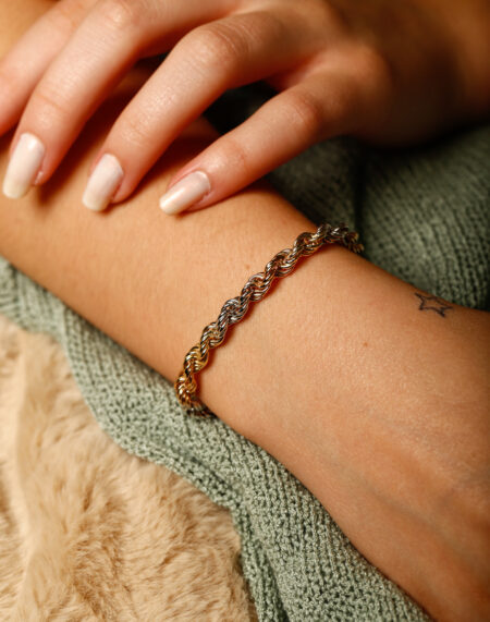 ÜÇ RENK BURGU BİLEKLİK