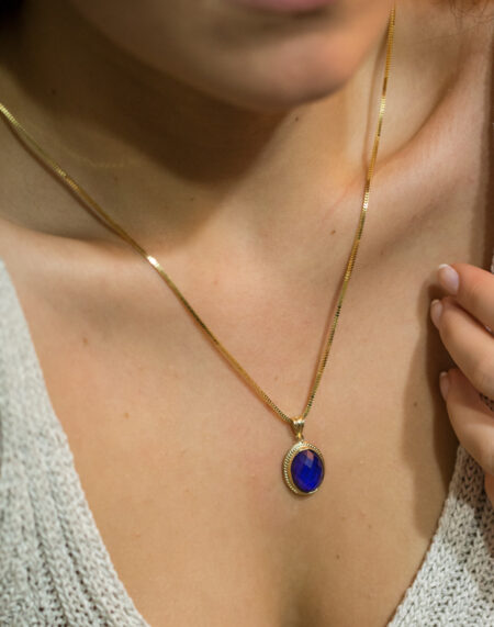 RETRO HİS TAŞLI KOLYE