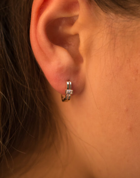 BAGET TAŞLI HALKA KÜPE