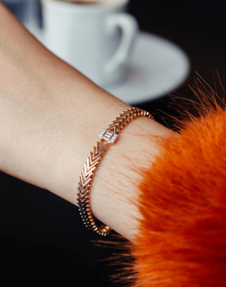 BAGET TAŞLI BALIK SIRTI BİLEKLİK