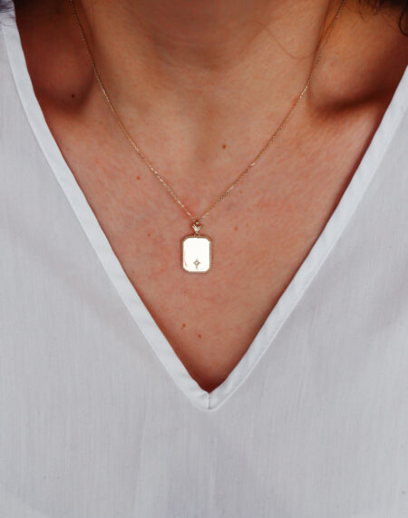 DİKDÖRTGEN PLAKA KOLYE