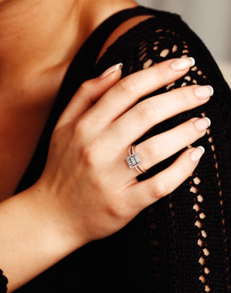 BAGET TAŞLI ALTIN YÜZÜK