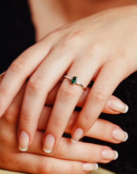 ZÜMRÜT TAŞLI TRİA YÜZÜK