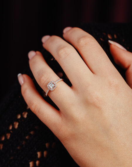 PRENSES TAŞLI TEKTAŞ YÜZÜK