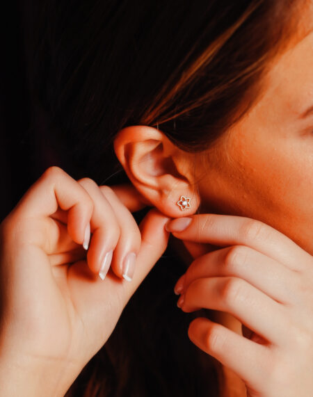 YILDIZ TEKTAŞ KÜPE