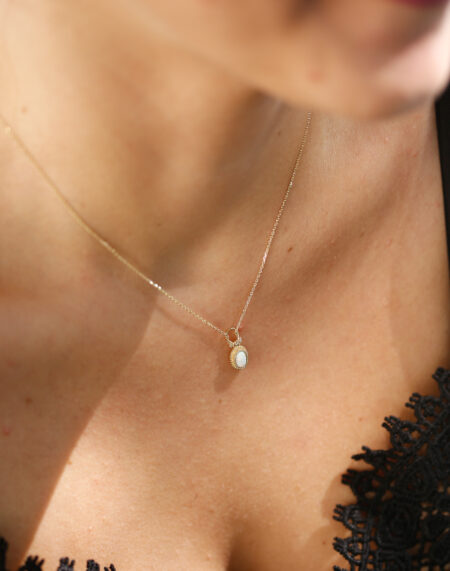 OPAL TAŞLI RETRO KOLYE