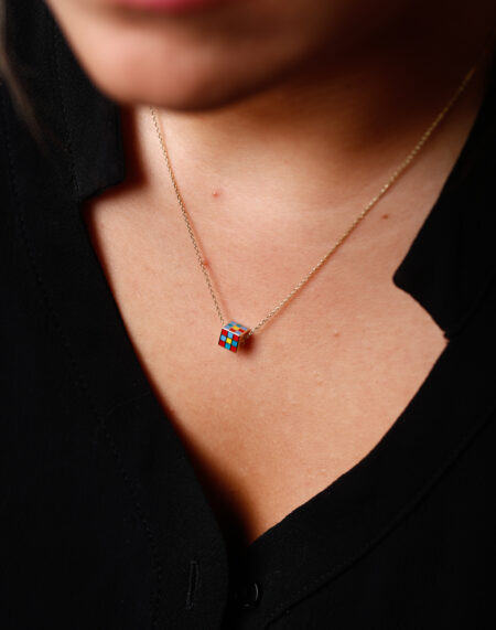 ALTIN RUBİK KÜP KOLYESİ