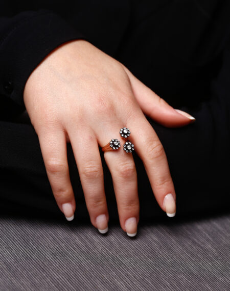 ÜÇLÜ ELMAS GÜL YÜZÜK